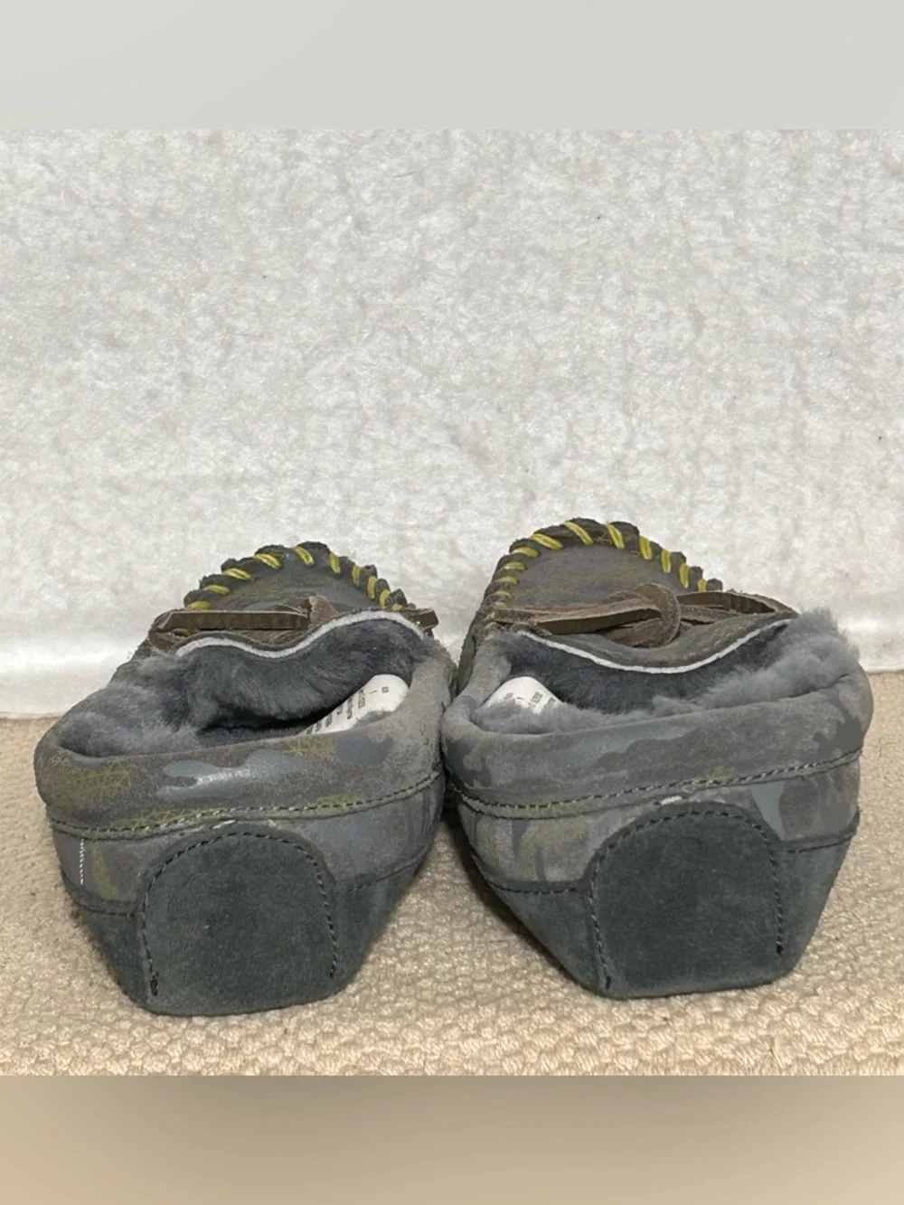 L.L. Bean Little Kids Grey Camo Wicked Good Mocassin Sherpa-Lined Slippers SZ 1